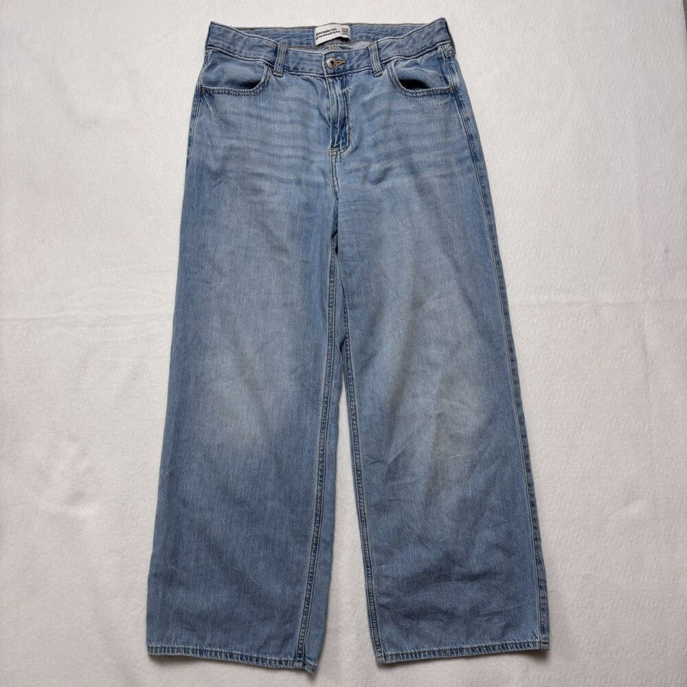 Abercrombie Kids High Rise Ultra Wide Leg Jeans Light Wash Size 17/18 Short
